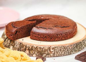 Recette Gâteau au chocolat sans beurre et sans sucre - à la compote de pomme