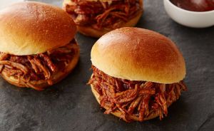 Recette Recette de porc effiloché à la root beer (Dans la mijoteuse!)