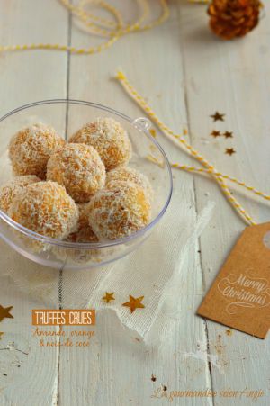 Recette Truffes crues {amande, orange & noix de coco} #Noël vegan