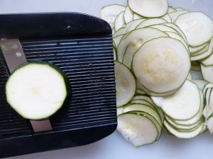 Recette Wrap de courgettes gratinées au saumon fumé & tzaziki