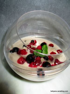 Recette Crème dessert à la farine de fonio, graines de céréales, bananes/fruits rouges - SANS GLUTEN