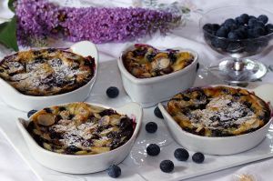 Recette Gratin de myrtilles amandine à la fève de tonka