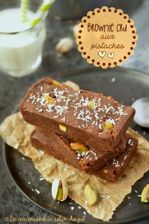 Recette Brownie {chocolat/pistaches} #raw #vegan