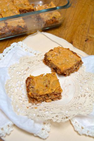 Recette Carrés vegan aux flocons d'avoine, banane et beurre de cacahuètes