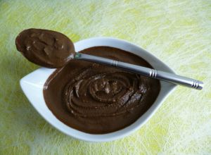 Recette Crème dessert 100% crue cacao chanvre et yacon (hyperprotéinée, diététique, végane, sans sucre, sans gluten et riche en fibres)