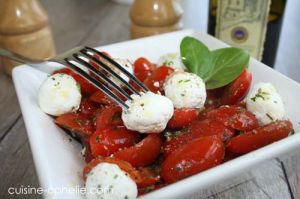 Recette Salade de tomates cerises et fromage de chèvre frais