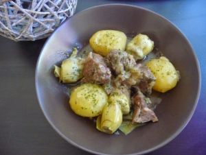 Recette Tajine d’agneau aux pommes de terre et aux artichauts