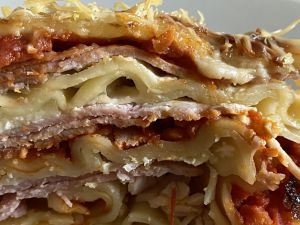 Recette Lasagne de jambon cru, jambon blanc,  mozzarella et abondance