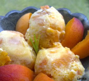 Recette Glace aux abricots, romarin et mascarpone