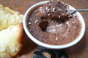 Recette Crème au chocolat à la fève tonka - Turbigo-Gourmandises.fr