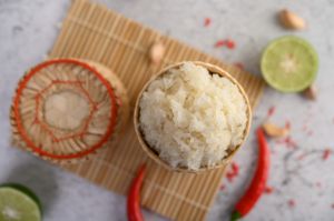 Recette Secret du véritable riz gluant laotien : traditions, saveurs et gestes authentiques