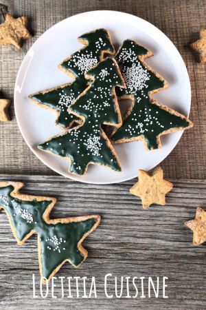 Recette Biscuits sapin de Noël véganes