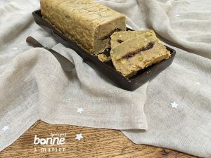 Recette Terrine de lentilles corail et châtaignes aux pruneaux {vegan}