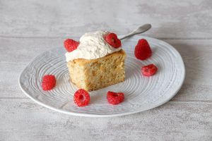 Recette Gâteau au pralin en grain,  crème fouettée au gianduja