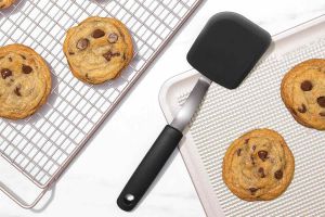 Recette Non-Toxic Cooking Utensils from OXO, KitchenAid, and Cuisinart Are All $10 or Less