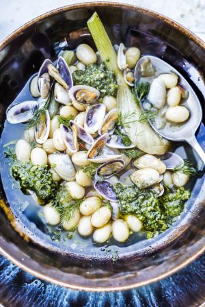 Recette Bouillon de tellines fenouil et coco de Paimpol