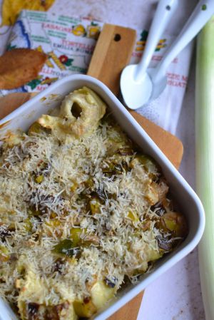 Recette Gratin de tortelli aux poireaux #végétarien