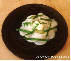 Recette Noix de St Jacques : Sashimi de Coquilles Saint Jacques À la « mayonnaise japonaise »