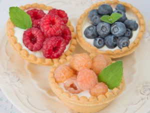 Recette Petits Plaisirs Gourmands : Tartelettes à la Crème et aux Fruits