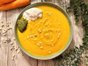 Recette Velouté de carottes au pesto et burrata