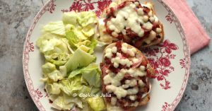 Recette Tartines au bacon, oignon et fromage