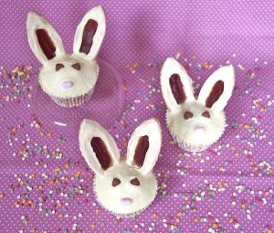 Recette Oreilles sans matériel – Cupcakes lapins de Pâques
