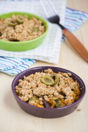 Recette Crumble aux légumes du soleil et aux olives {vegan, sans gluten}