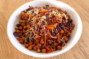 Recette Poêlée légère de chou rouge et pois chiches grillés