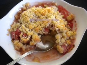 Recette Crumble fraises et rhubarbe