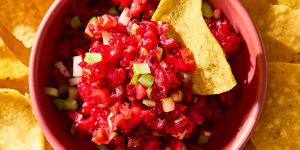 Recette My Friend’s Spicy Cranberry Salsa Is an Instant Party Hit—and It Takes Just 5 Minutes To Make