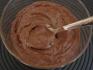 Recette Pâte à tartiner allégée chocolat noir et Pralinoise