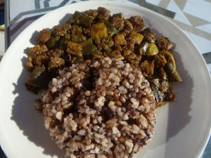 Recette Courgette au gingembre, au curcuma, au miso et aux raisins