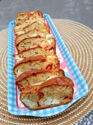 Recette Cake aux poivrons grillés et feta