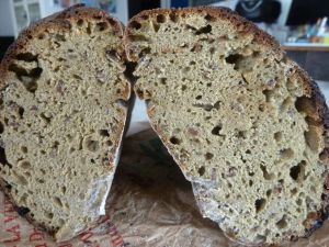 Recette Pain au levain au chanvre et graines de lin