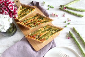 Recette Quiche aux asperges vertes et garden peas, pâte légère au petit épeautre (option vegan)