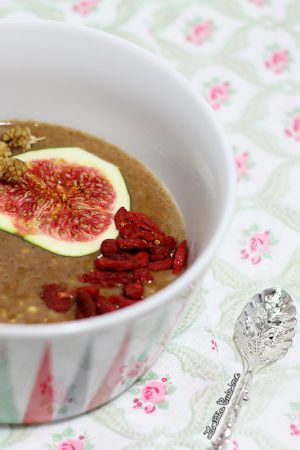 Recette Porridge de sarrasin au lait d’amande aromatisé orange cannelle {Vegan}