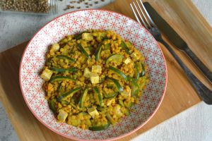 Recette Poêlée de lentilles corail, courgette, tofu au garam masala {#vegan}