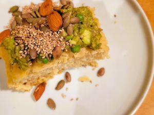 Recette Focaccia à la poicamole avec graines grillées