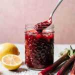 Recette Mennonite Rhubarb Jam Recipe – Sweet & Tart Spring Preserve