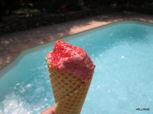 Recette Cornet glace, à la framboise ou à la fraise ou aux fruits rouges, sans sorbetière en 5 minutes