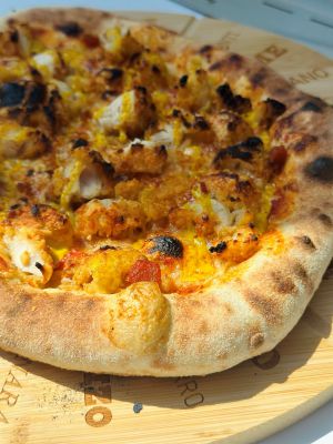 Recette Pizza aux tenders de poulet et sauce curry