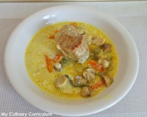 Recette Filet mignon de porc au curry et lait de coco (Pork tenderloin with curry and coconut milk)