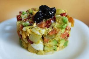 Recette Salade pommes de terre, saumon et avocat