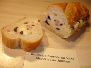 Recette Baguette fourree au saint moret et au jambon