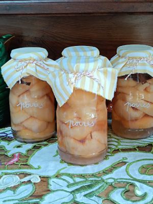 Recette Poires au vin en conserve