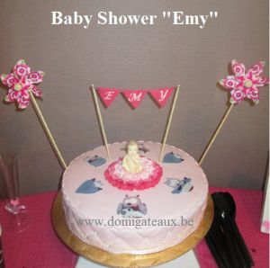 Recette Gâteau "Baby Shower" en Pâte à Sucre pour la Petite Emy