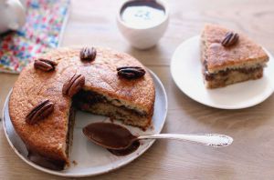 Recette Gâteau moelleux aux noix, fourré à la pâte à tartiner aux noix de pécan