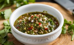 Recette Salsa chimichurri, condiment, sauce verte pour barbecue, plancha (Brésil)