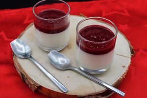 Recette Panna cotta au coulis de griottes