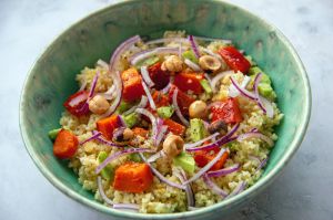 Recette Salade au boulgour, légumes et noisettes